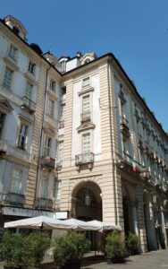 Piercing de Turin - Piercing of Turin - Contemporary art Turin - art contemporain Turin