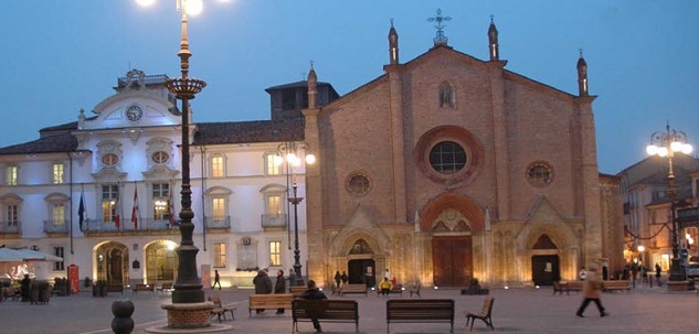 Stadtführung in Asti - Kirche San Secondo - Platz