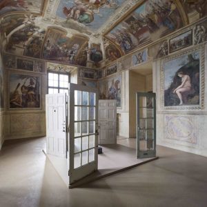 Cutting through the past - Courtesy Castello di Rivoli Museo d’Arte Contemporanea, Rivoli, Torino - Photo Paolo Pellion, Torino
