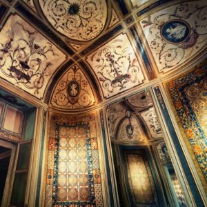 Il Museo Schneiberg - The Schneiberg Museum - Le Musée Schneiberg - Das Schneiberg Museum - Sala dei talismani
